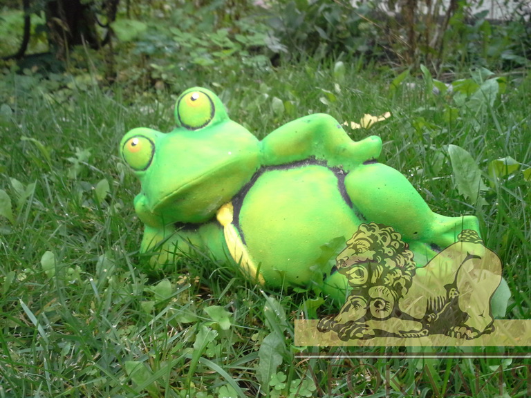 Садовая декоративная фигурка «Лягушка лежащая», 17 см
