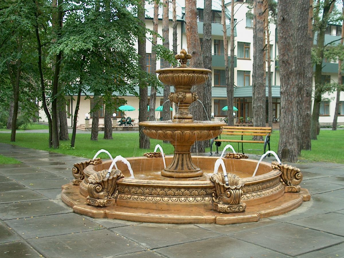 Бассейн для фонтана с вазами (большой), ∅300 см